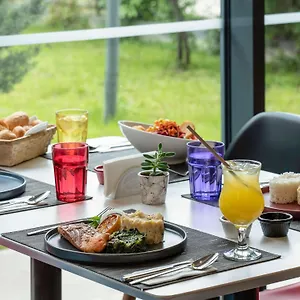 Ibis Airport Hotell